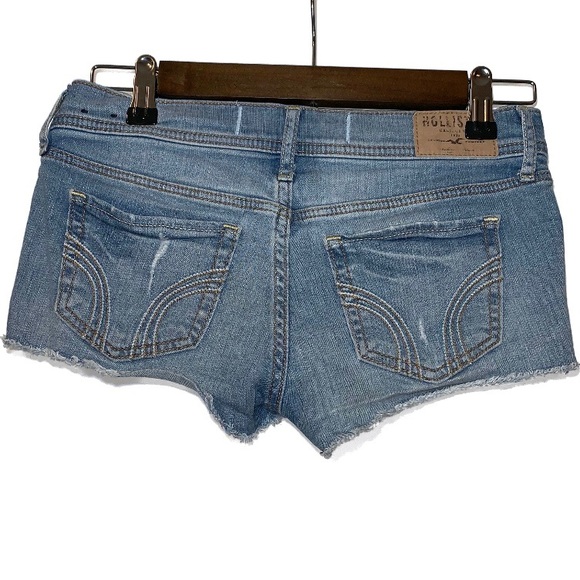 Hollister embellished denim cutoff shorts 0 - Picture 2 of 6